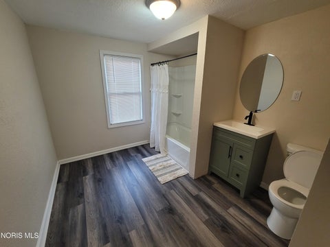 Tiny photo for 1421 Kelsey Avenue, Toledo, OH 43605 (MLS # 10012905)