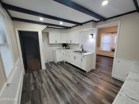 Tiny photo for 1421 Kelsey Avenue, Toledo, OH 43605 (MLS # 10012905)