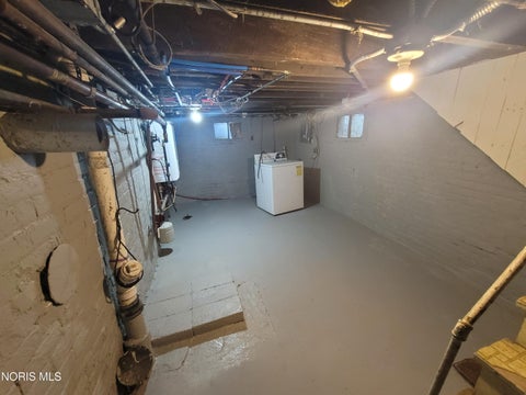 Tiny photo for 1421 Kelsey Avenue, Toledo, OH 43605 (MLS # 10012905)