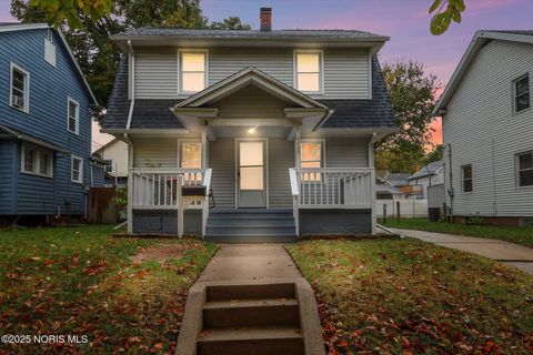 Photo of 4409 Westway Street, Toledo, OH 43612 (MLS # 10000435) Photo of 4409 Westway Street, Toledo, OH 43612 (MLS # 10000435)