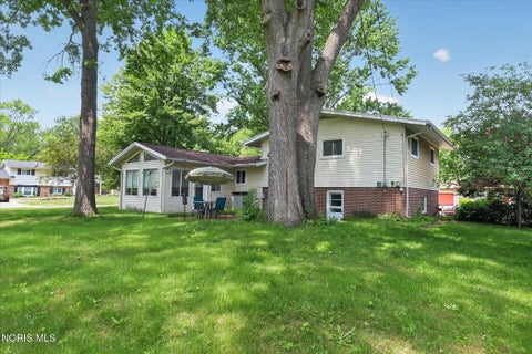 Tiny photo for 6045 Holman Road, Toledo, OH 43615 (MLS # 10008918)