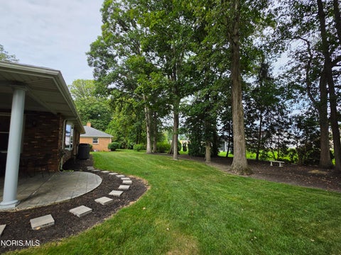 Tiny photo for 1118 Ironwood Drive, Findlay, OH 45840 (MLS # 10012874)