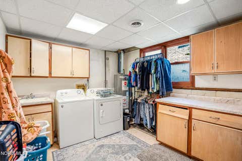 Tiny photo for 5744 Roan Road, Sylvania, OH 43560 (MLS # 10011150)