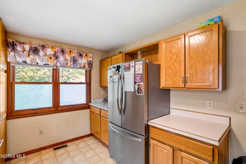 Tiny photo for 5744 Roan Road, Sylvania, OH 43560 (MLS # 10011150)