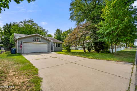 Tiny photo for 5744 Roan Road, Sylvania, OH 43560 (MLS # 10011150)