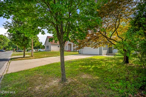 Tiny photo for 5744 Roan Road, Sylvania, OH 43560 (MLS # 10011150)