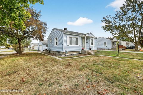 Tiny photo for 1172 Shelly Avenue, Maumee, OH 43537 (MLS # 10000377)