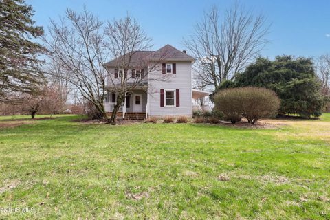 Photo of 6213 State Route 110, Napoleon, OH 43545 (MLS # 10005342)