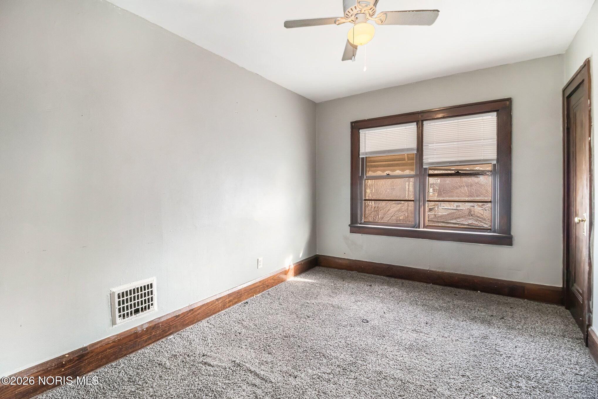 901 Woodsdale Avenue