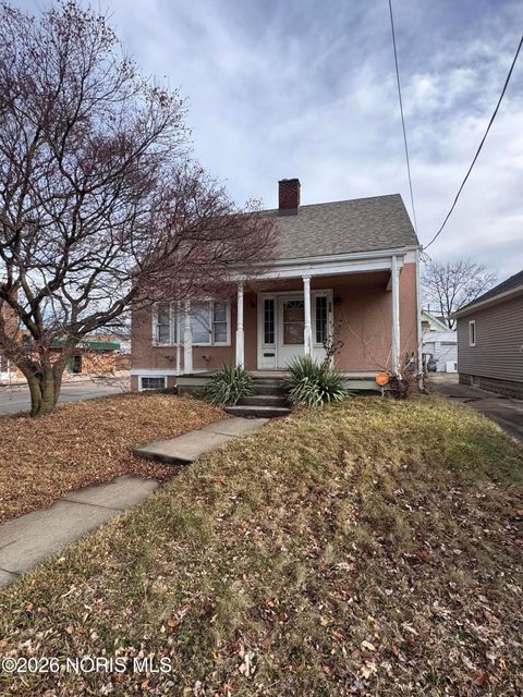 Photo of 901 Woodsdale Avenue, Toledo, OH 43609 (MLS # 10002863)