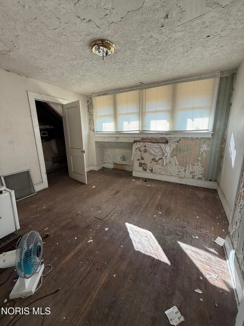 Tiny photo for 513 Belmont Avenue, Toledo, OH 43604 (MLS # 10014688)