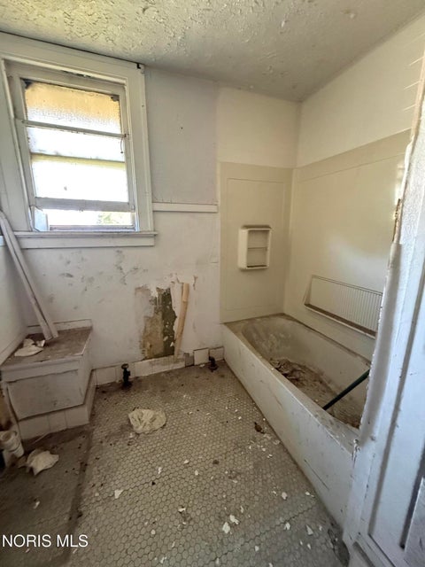 Tiny photo for 513 Belmont Avenue, Toledo, OH 43604 (MLS # 10014688)