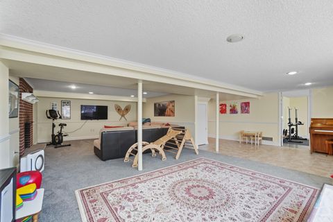 Tiny photo for 609 Lincolnshire Lane, Findlay, OH 45840 (MLS # 10000064)