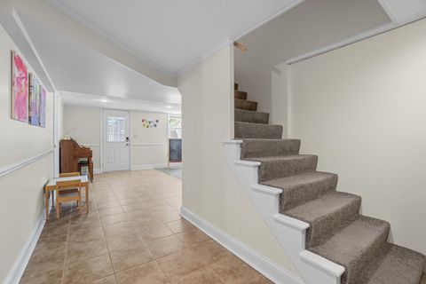 Tiny photo for 609 Lincolnshire Lane, Findlay, OH 45840 (MLS # 10000064)