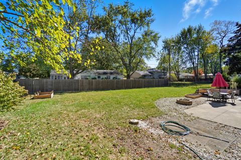 Tiny photo for 609 Lincolnshire Lane, Findlay, OH 45840 (MLS # 10000064)