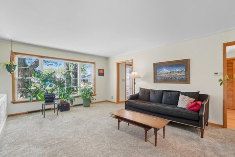 Tiny photo for 609 Lincolnshire Lane, Findlay, OH 45840 (MLS # 10000064)