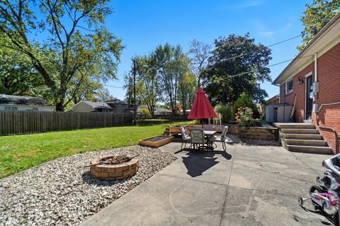 Tiny photo for 609 Lincolnshire Lane, Findlay, OH 45840 (MLS # 10000064)