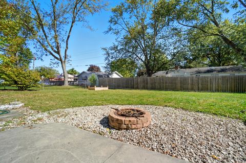 Tiny photo for 609 Lincolnshire Lane, Findlay, OH 45840 (MLS # 10000064)