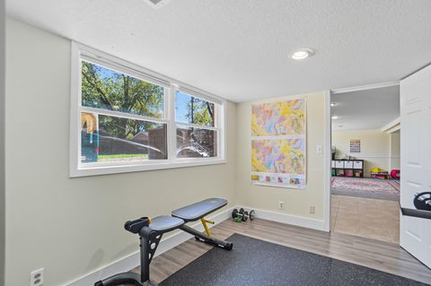 Tiny photo for 609 Lincolnshire Lane, Findlay, OH 45840 (MLS # 10000064)