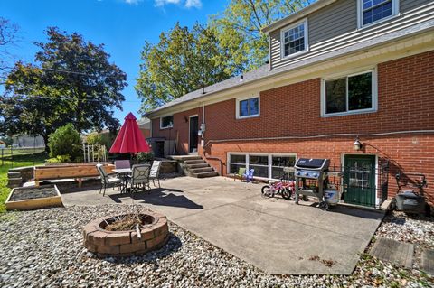 Tiny photo for 609 Lincolnshire Lane, Findlay, OH 45840 (MLS # 10000064)