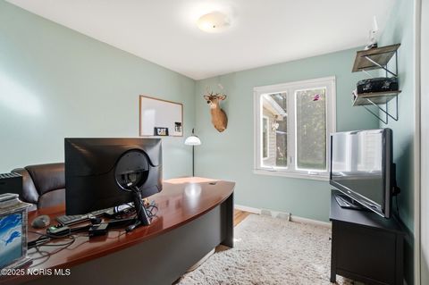 Tiny photo for 3121 Gracewood Road, Toledo, OH 43613 (MLS # 10000398)