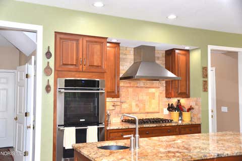 Tiny photo for 4536 Dovewood Lane, Sylvania, OH 43560 (MLS # 10007471)