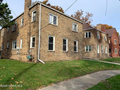 Photo of 1427 Potomac Drive, Toledo, OH 43607 (MLS # 10001192)