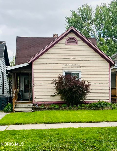 Photo of 721 Thayer Street, Toledo, OH 43609 (MLS # 10007115)