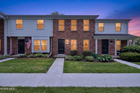 Tiny photo for 6715 Garden Road, Maumee, OH 43537 (MLS # 10007407)