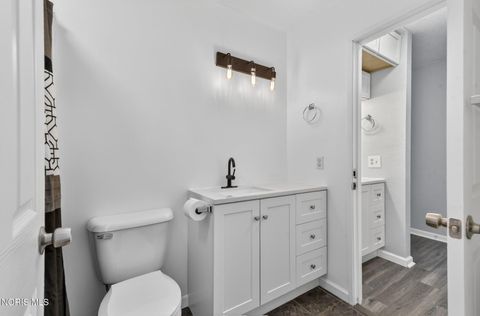 Tiny photo for 6715 Garden Road, Maumee, OH 43537 (MLS # 10007407)