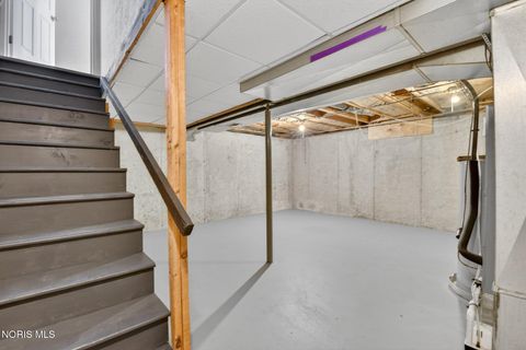 Tiny photo for 6715 Garden Road, Maumee, OH 43537 (MLS # 10007407)