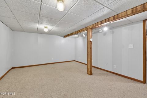 Tiny photo for 6715 Garden Road, Maumee, OH 43537 (MLS # 10007407)