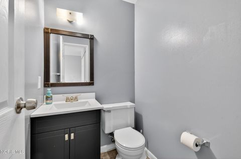 Tiny photo for 6715 Garden Road, Maumee, OH 43537 (MLS # 10007407)