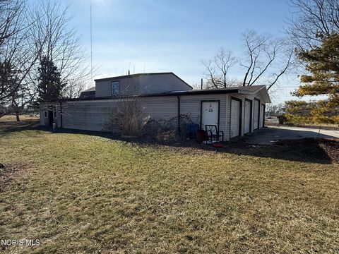 Tiny photo for 8246 Cedar Point Road, Oregon, OH 43616 (MLS # 10004468)