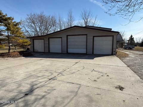 Tiny photo for 8246 Cedar Point Road, Oregon, OH 43616 (MLS # 10004468)