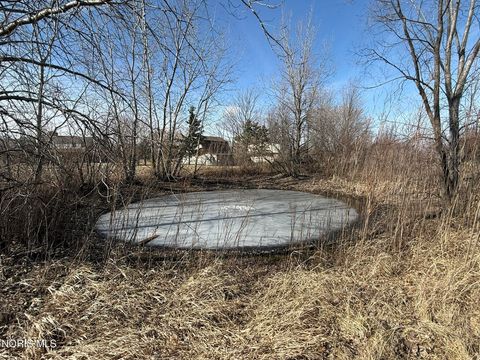 Tiny photo for 8246 Cedar Point Road, Oregon, OH 43616 (MLS # 10004468)