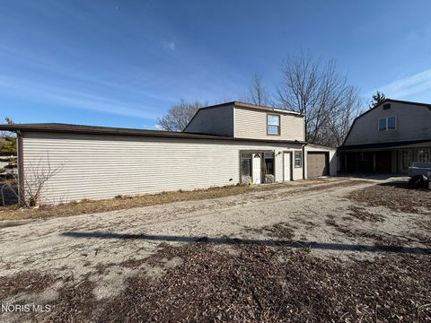 Tiny photo for 8246 Cedar Point Road, Oregon, OH 43616 (MLS # 10004468)