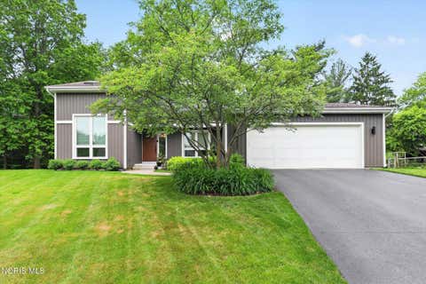 Tiny photo for 2707 Rexton Ridge Circle, Toledo, OH 43617 (MLS # 10009106)