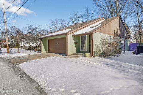 111 Civic Drive Perrysburg OH 43551