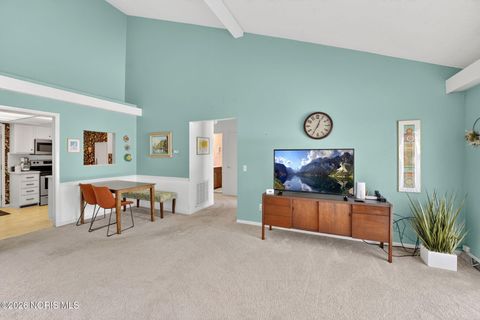 Tiny photo for 111 Civic Drive, Perrysburg, OH 43551 (MLS # 10003400)