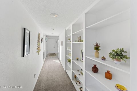 Tiny photo for 111 Civic Drive, Perrysburg, OH 43551 (MLS # 10003400)