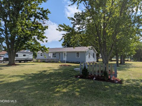 Photo of 15613 Ohio 66, Defiance, OH 43512 (MLS # 10010074)