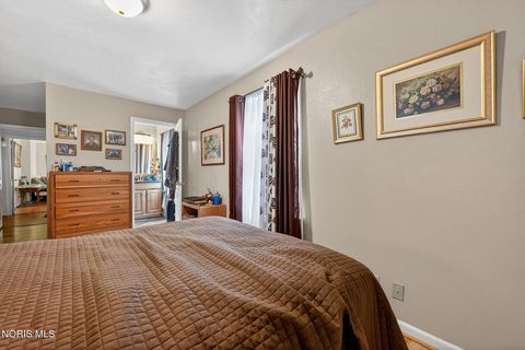 Tiny photo for 1204 Higley Street, Toledo, OH 43612 (MLS # 10007172)