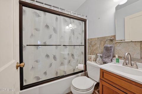 Tiny photo for 1204 Higley Street, Toledo, OH 43612 (MLS # 10007172)
