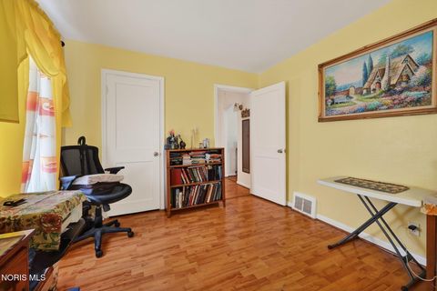 Tiny photo for 1204 Higley Street, Toledo, OH 43612 (MLS # 10007172)