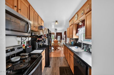 Tiny photo for 1204 Higley Street, Toledo, OH 43612 (MLS # 10007172)
