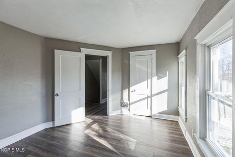 Tiny photo for 1573 Jermain Drive, Toledo, OH 43606 (MLS # 10004619)