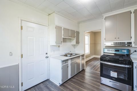 Tiny photo for 1573 Jermain Drive, Toledo, OH 43606 (MLS # 10004619)