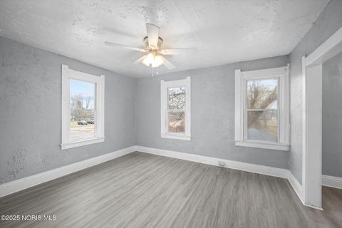 Tiny photo for 1518 Buckingham Street, Toledo, OH 43607 (MLS # 10002477)