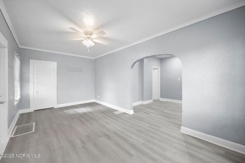 Tiny photo for 1518 Buckingham Street, Toledo, OH 43607 (MLS # 10002477)